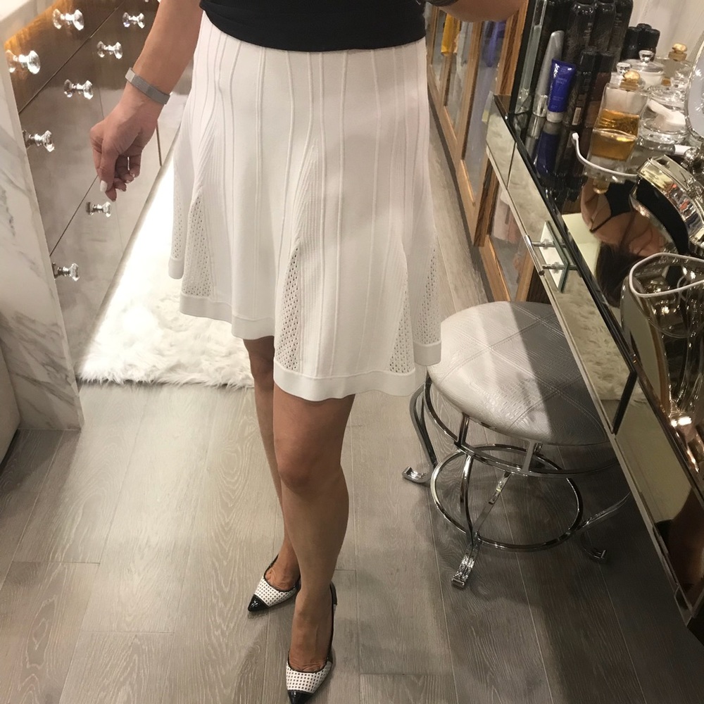 Beautiful summer skirt-perfect fit